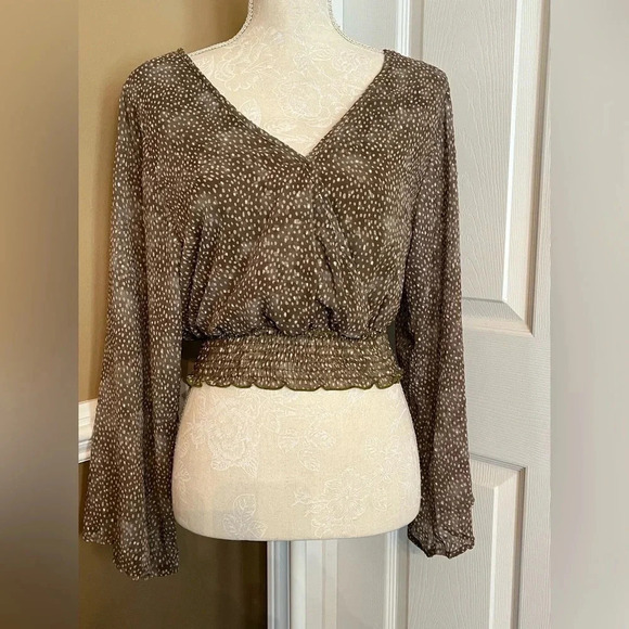 Boutique Boho Olive Green polka dot Blouse Small Peach Love California NWT - Picture 2 of 10